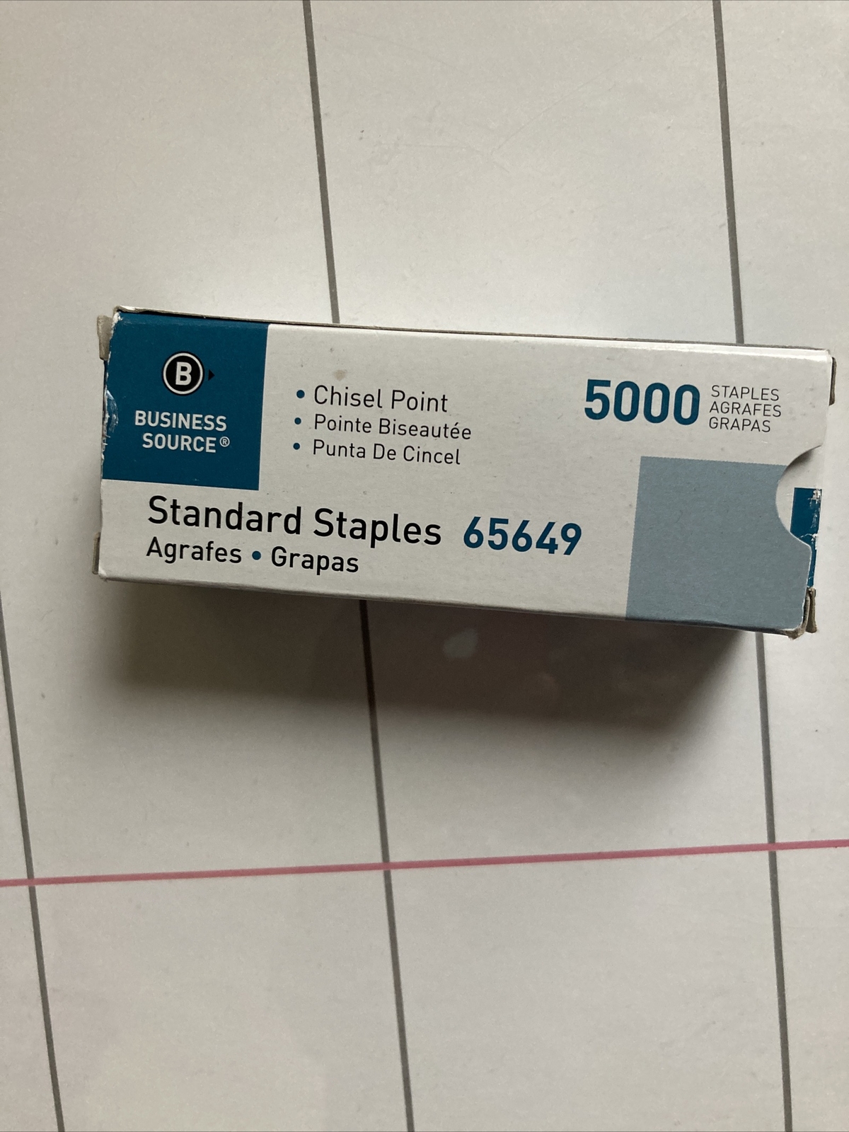 Business Source Standard Chisel Point Staple (5000-Pack) BSN65649