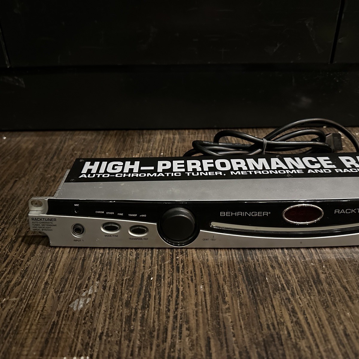 Behringer BTR2000 High Performance Racktuner used