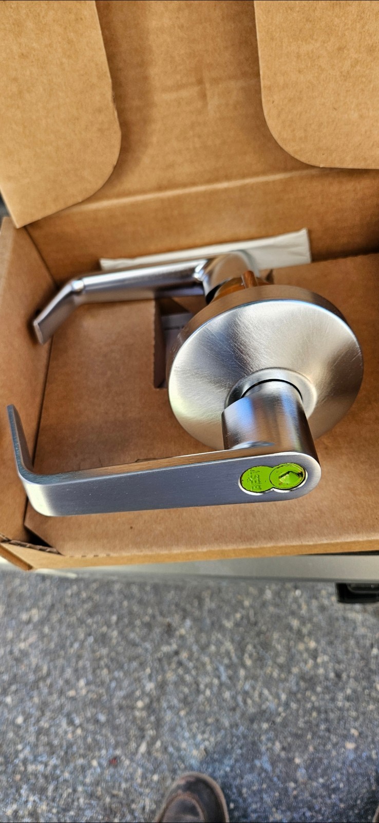 FALCON STORE ROOM LOCKSET WITH GREEN CORE