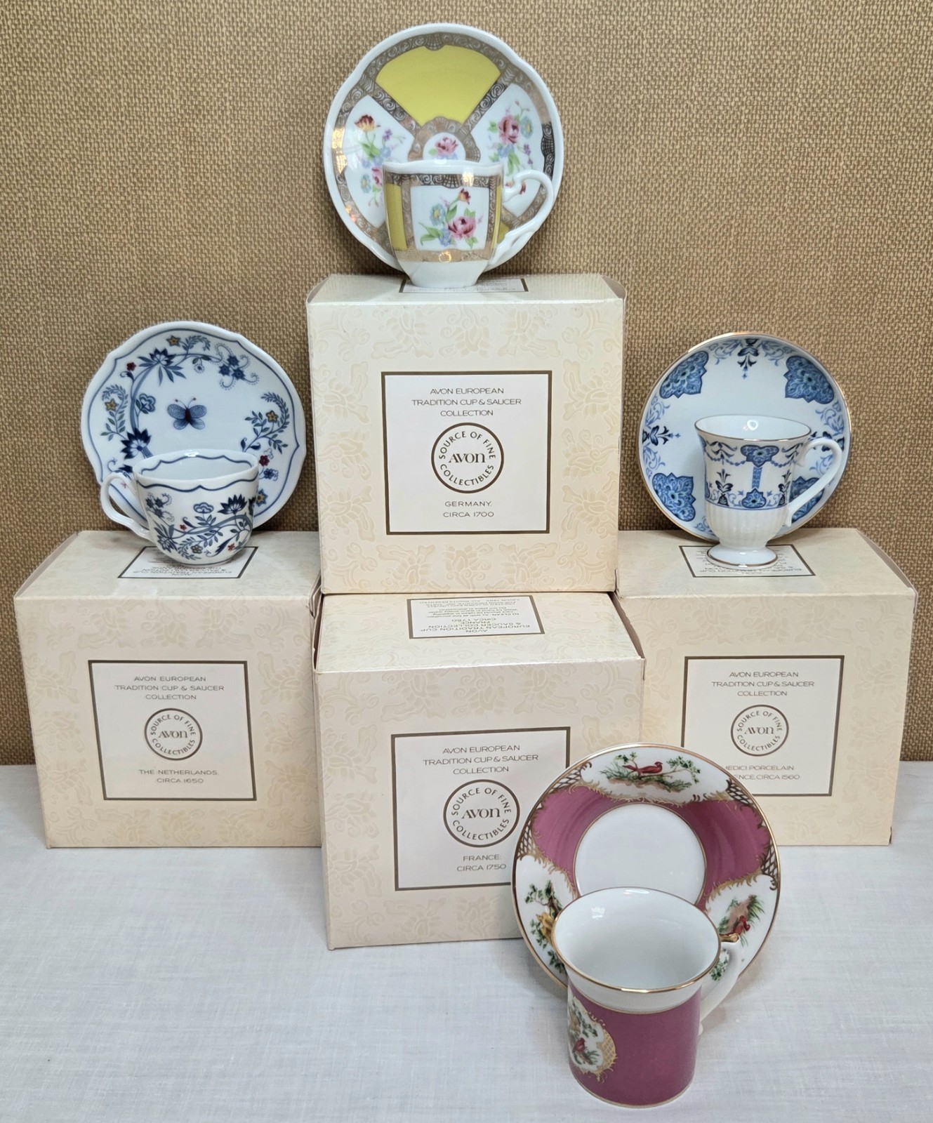 Avon Demitasse Cup Saucer Set Of 4 Porcelain European Tradition w Boxes Vintage