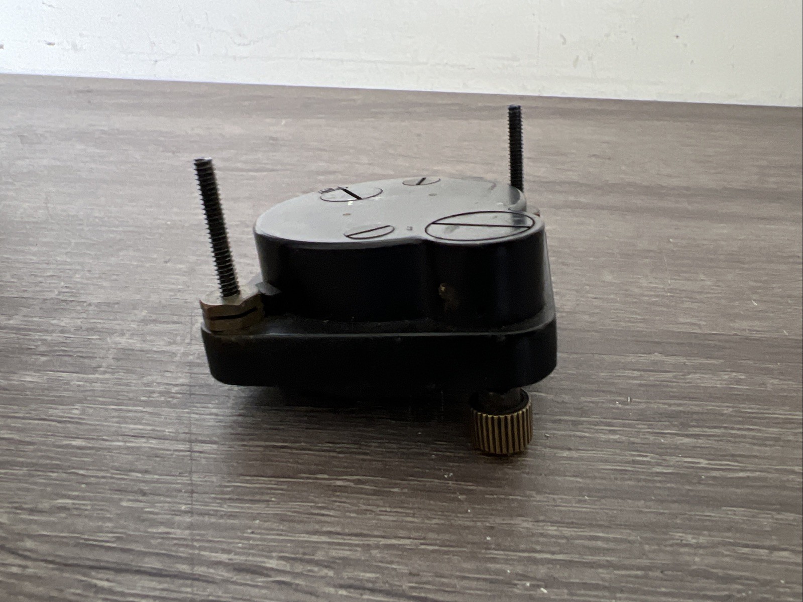 Wittnauer 8 Day Wind Up Clock