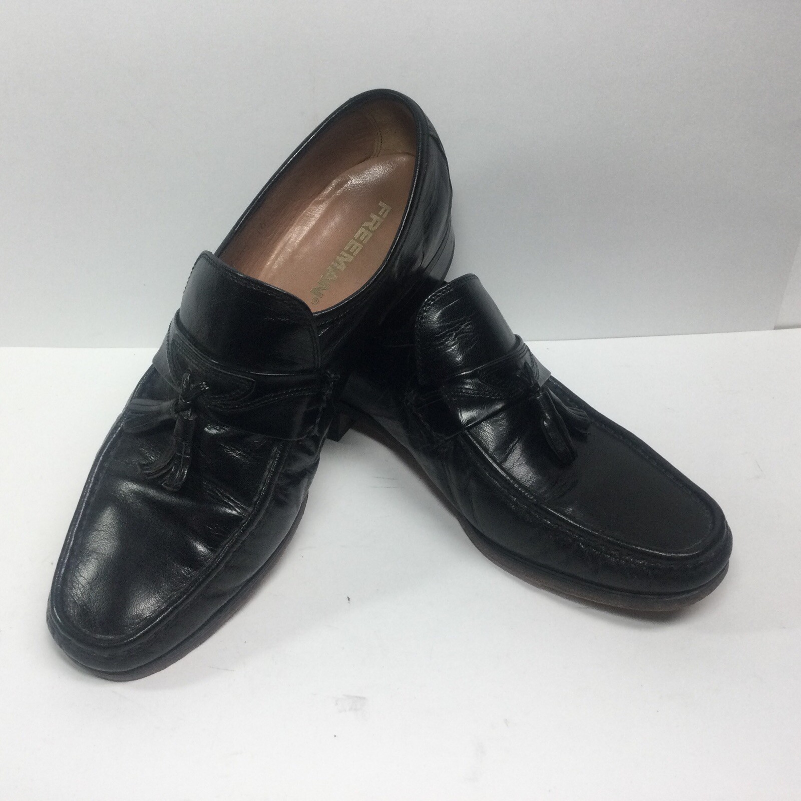 Freeman Black leather Tassel Loafers SlipOn Mens dress shoes size 10 M