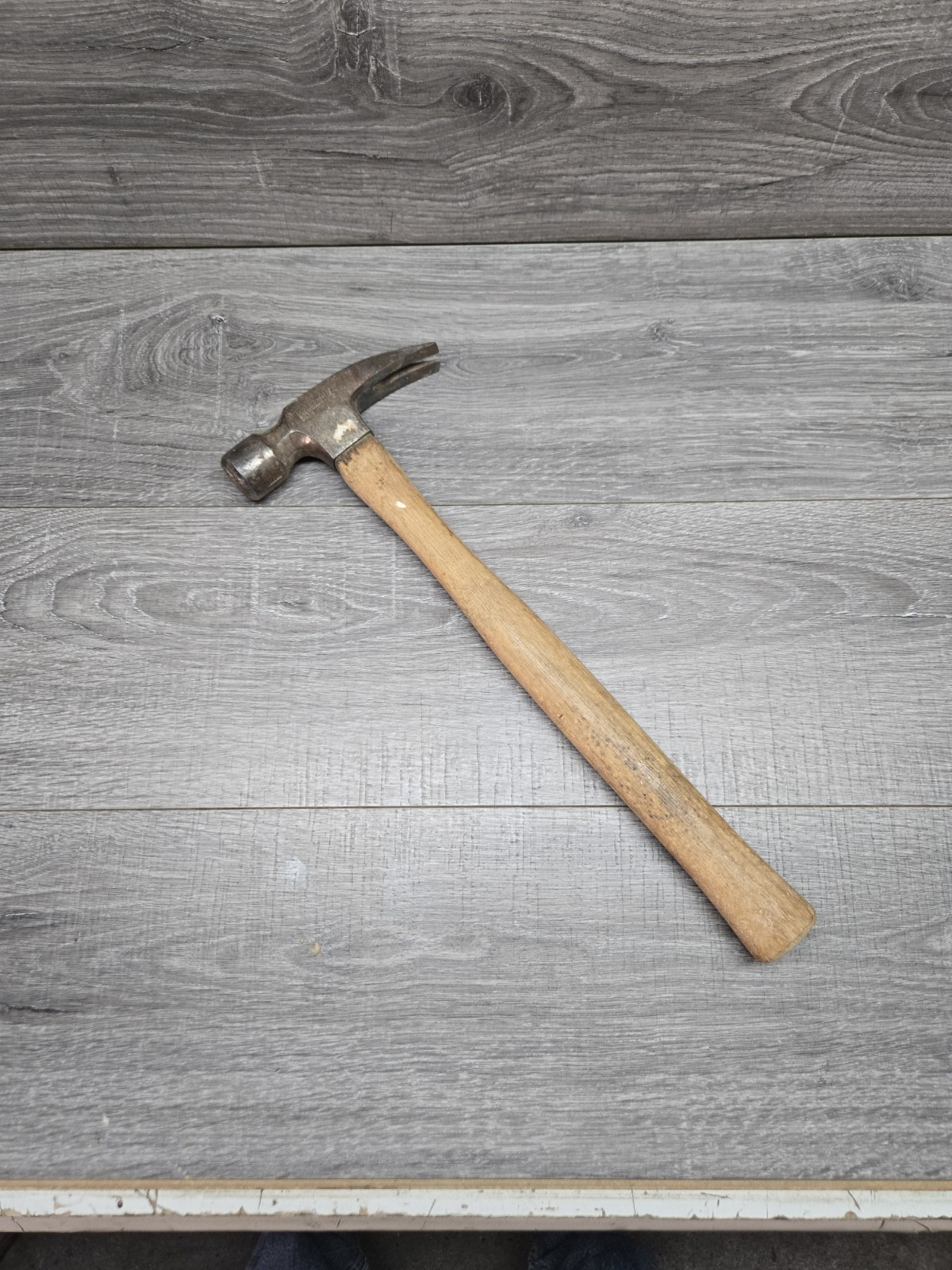 Vaughan Milled Face Framming Hammer Claw 505M 24 Oz