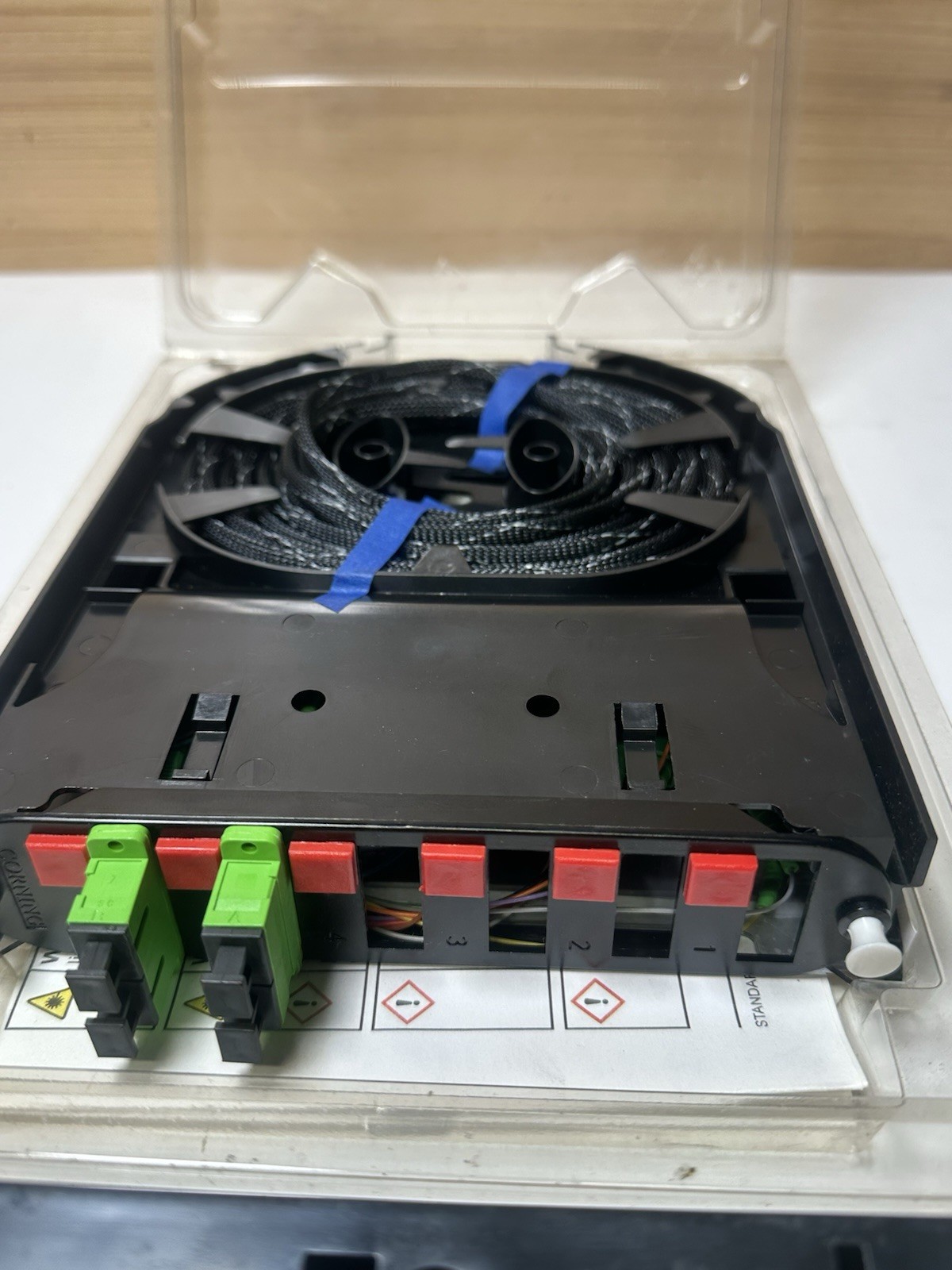 Corning CCH-CS12-D9-P00RE Splice Cassette (please See Pics)