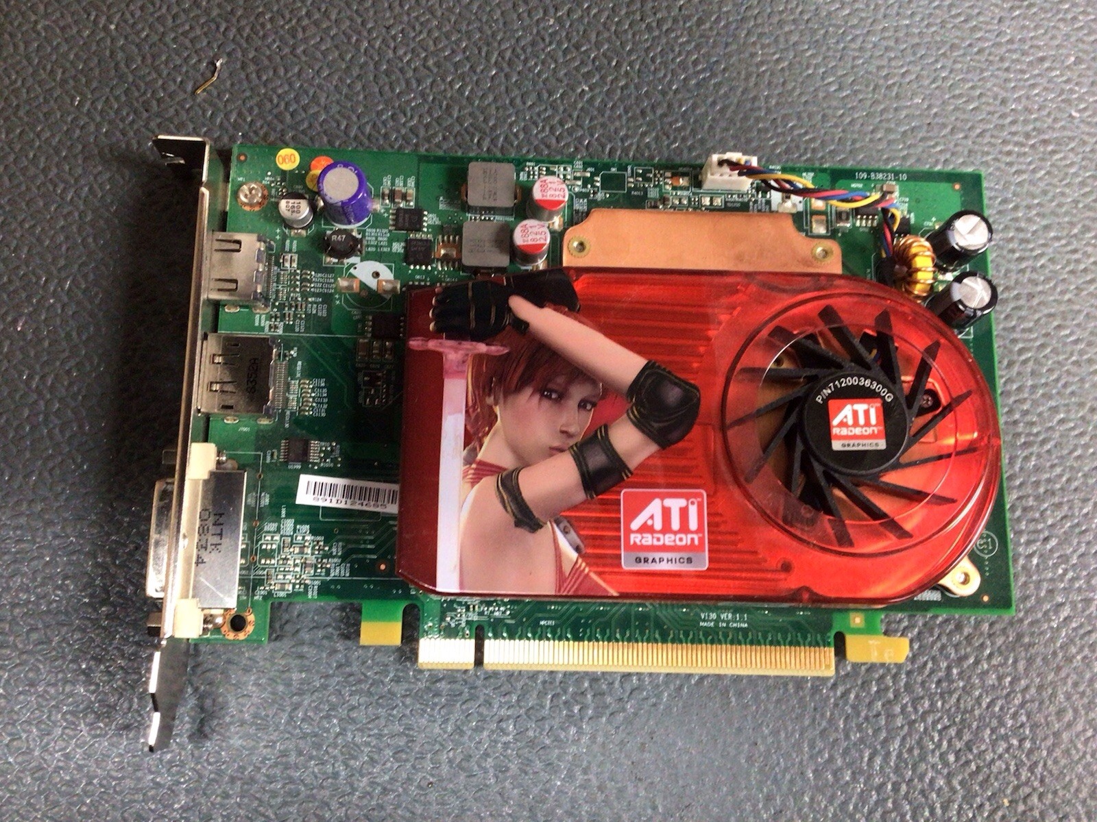 256MB Dell K629C ATi Radeon HD 3650 DVI / HDMI / DP PCI-e Graphics Video Card