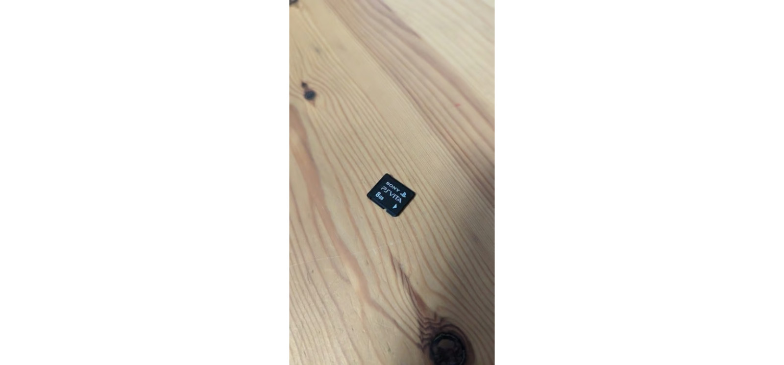 PS Vita 8GB Memory Card - Official PlayStation