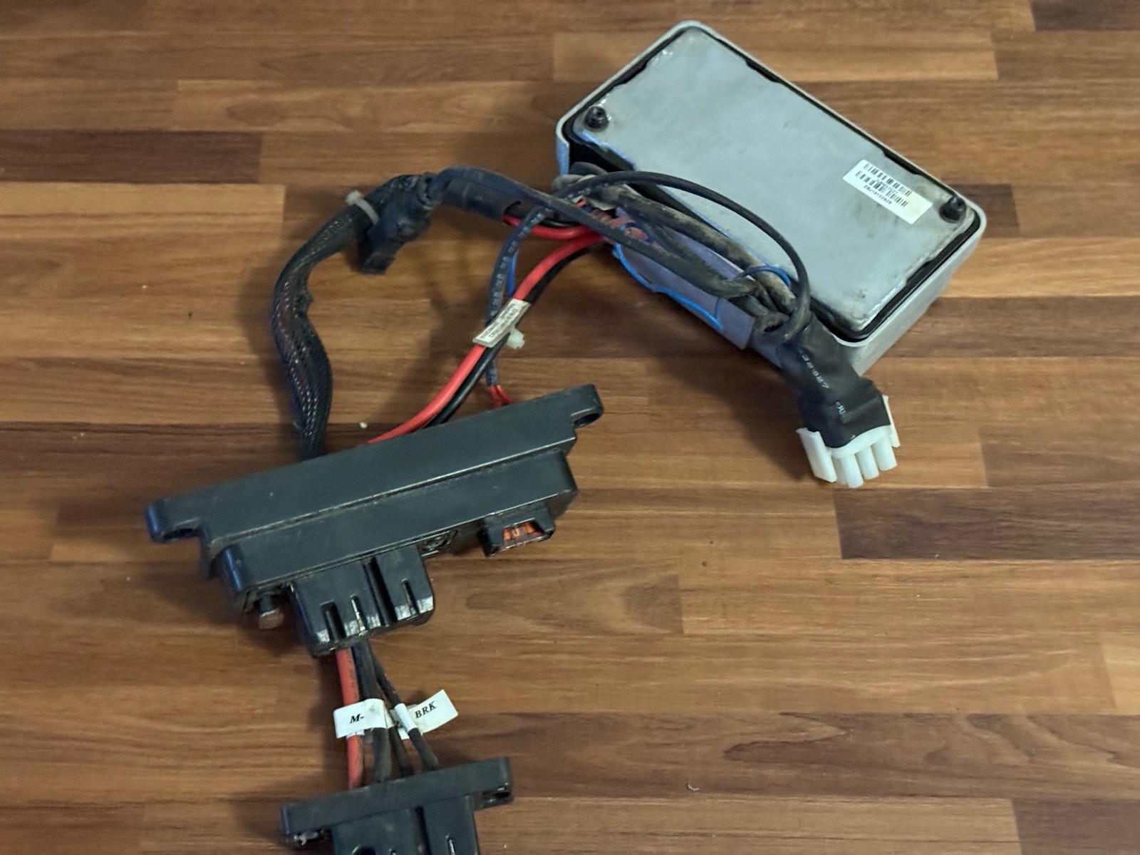 Pride Go-Go Elite Traveller Scooter DR50-B01 Control Module CTL139166 Connection