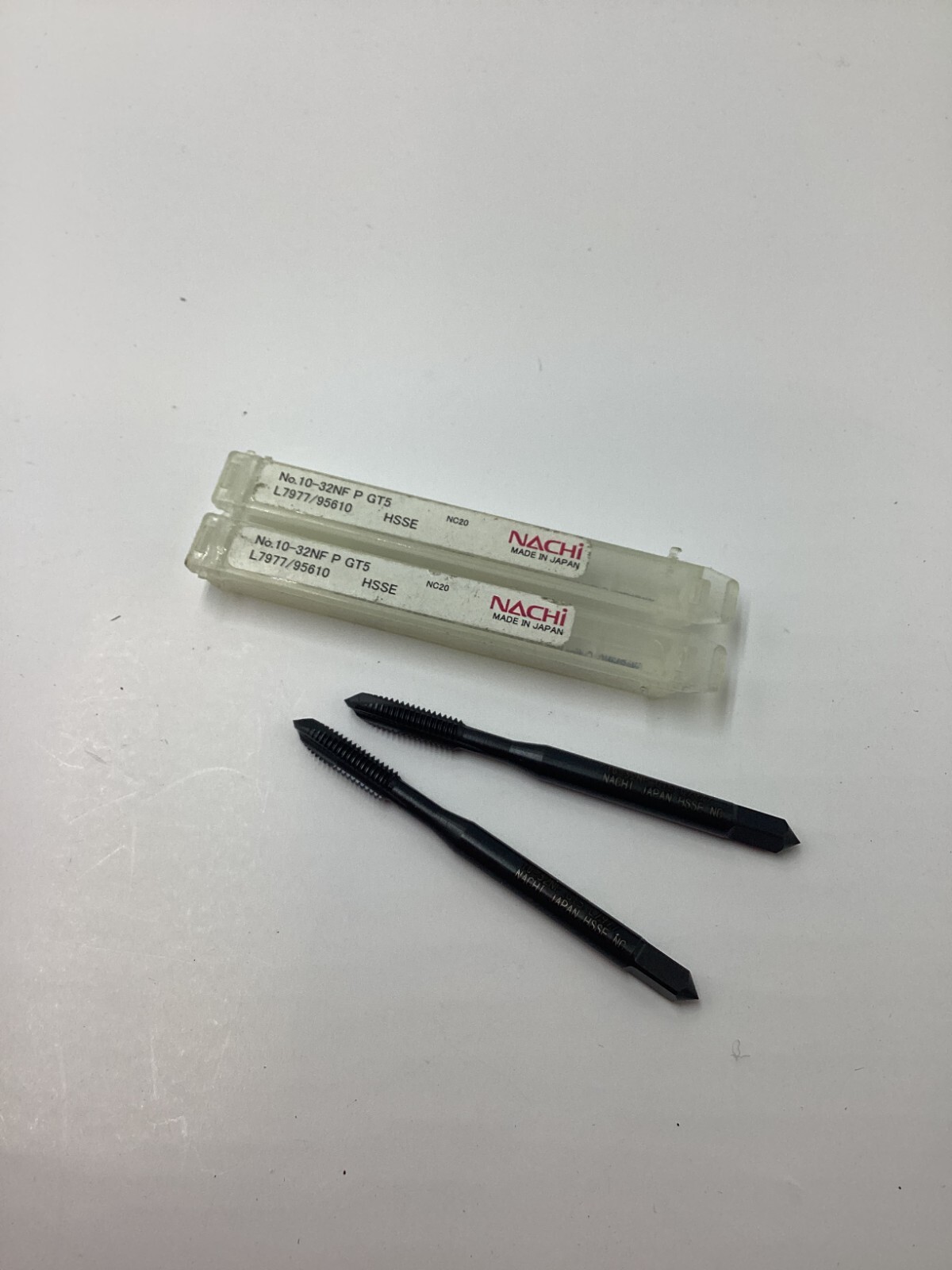 QTY 2 NACHI MACHINE SPIRAL POINTED TAP NC20 U10-32NF GT5 L7977 / 95610 HSSE