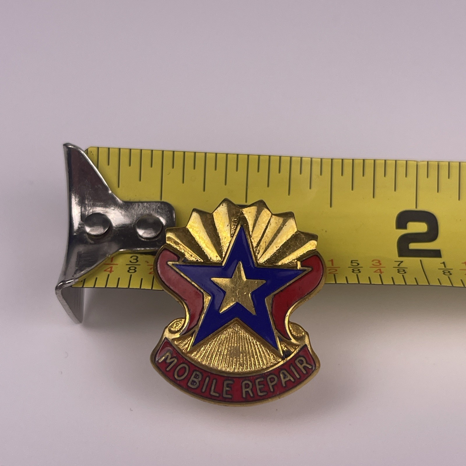 U.S. Military 71st Maintenance Battalion DI DUI Pin Clutch MOBILE REPAIR Insigni