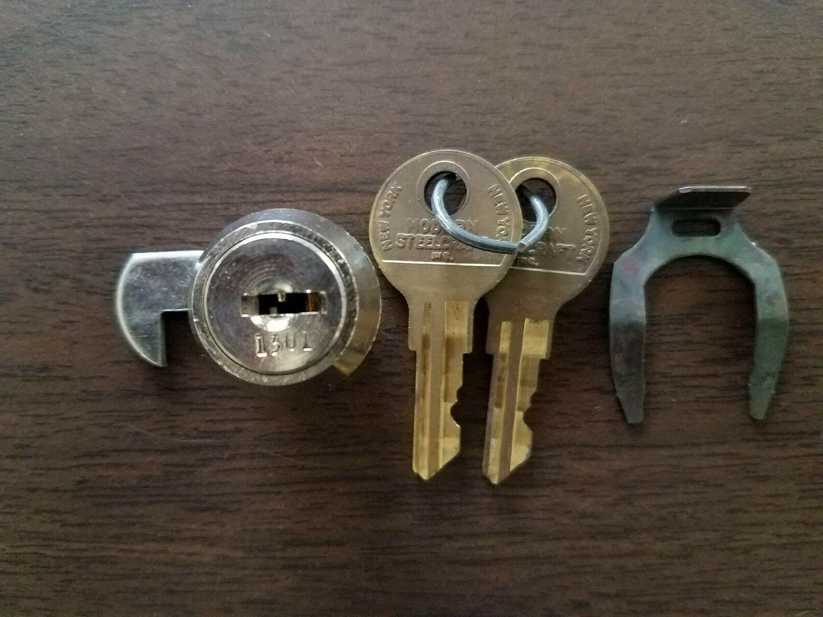 2 pack Chicago Cam Lock Fixed Straight Cam Clip Mounting