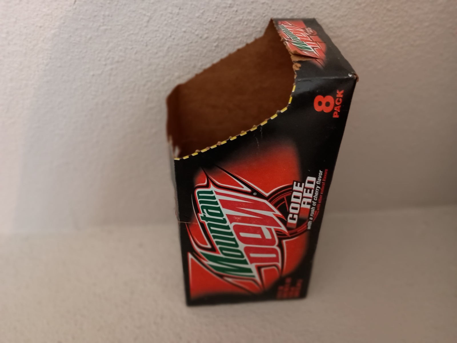 Mountain Dew 2009 Code Red Case 8 Pack MTN Dew Vintage Rare - Good Condition