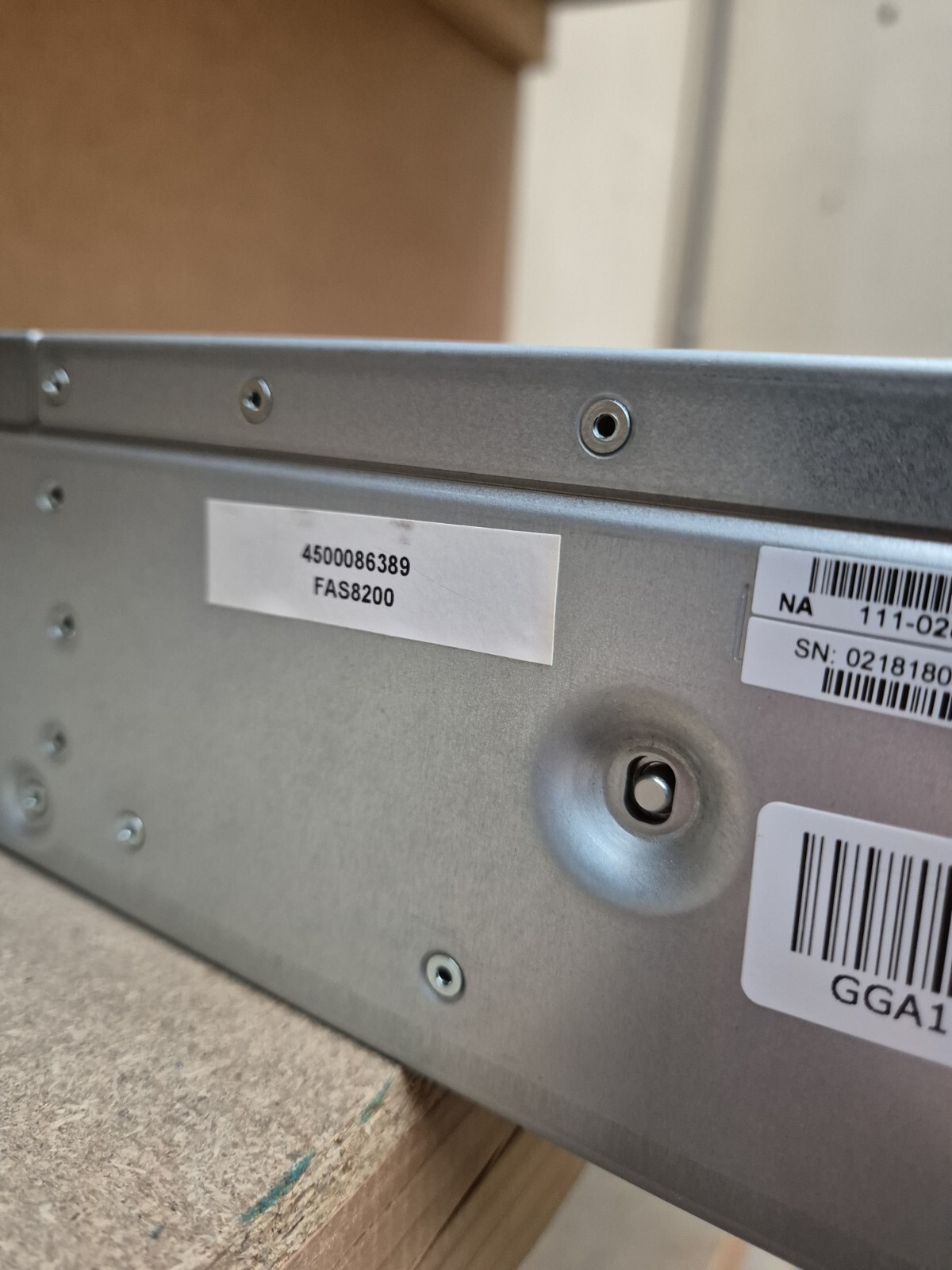 Netapp NAJ-1501 / 24x 1.2TB 12GBPS SFF / 2x IOM12 / 2 x 913w / FAS8200 / 224C