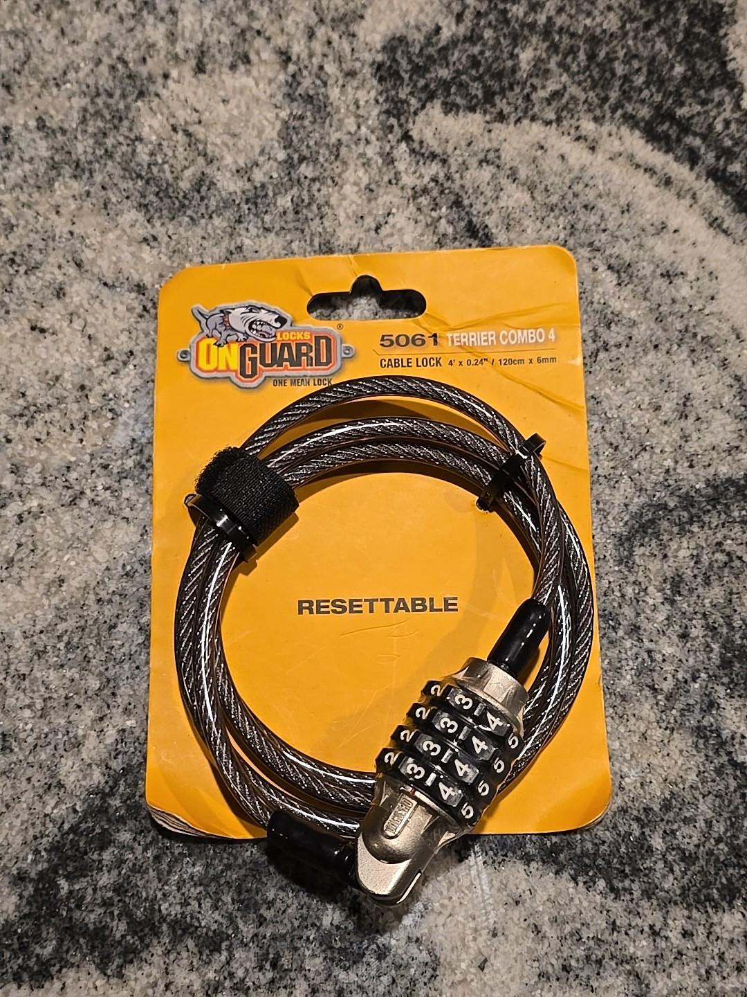 OnGuard Terrier Combo 4' By 6mm Diameter Resetteble Combo Cable Lock Gray