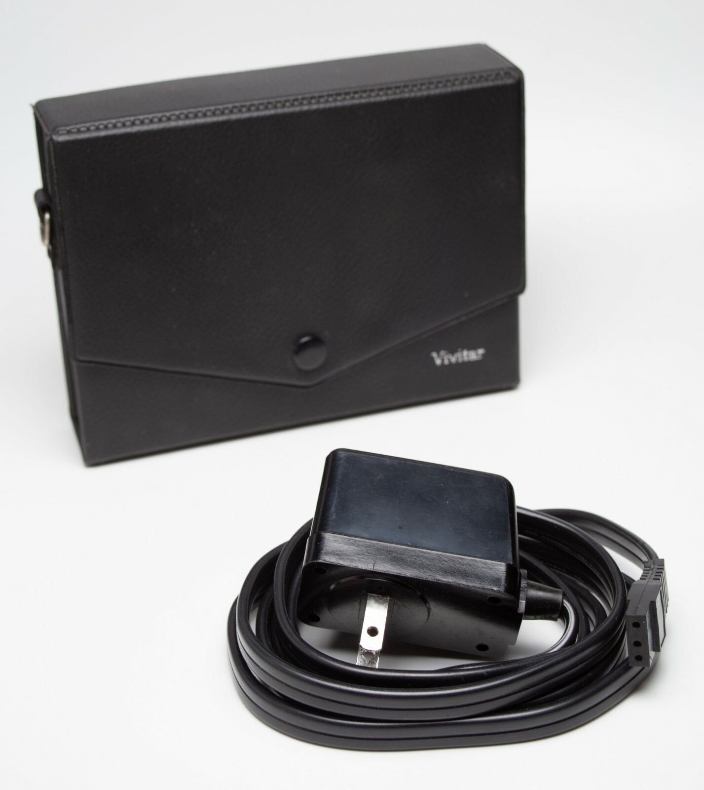 Vivitar 161 / 261 Universal Shoe Mount Flash AC Adapter Charger Cable & Case