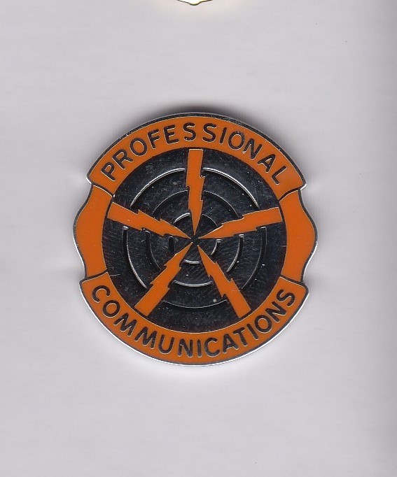 US Army 5th Signal Command crest DUI badge V-21