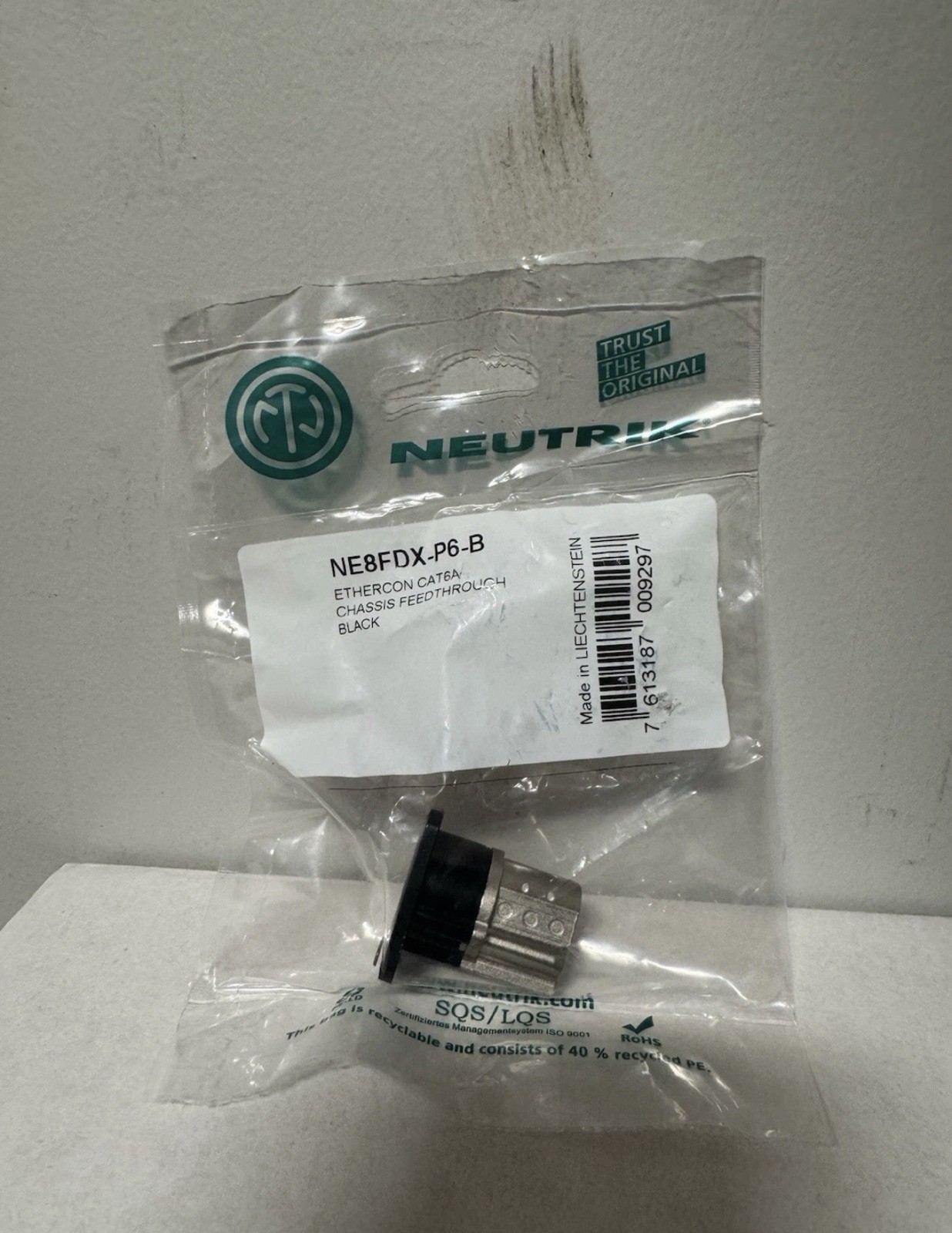 Neutrik NE8FDX-P6-B D-Shape Cat6 Panel Connector Black