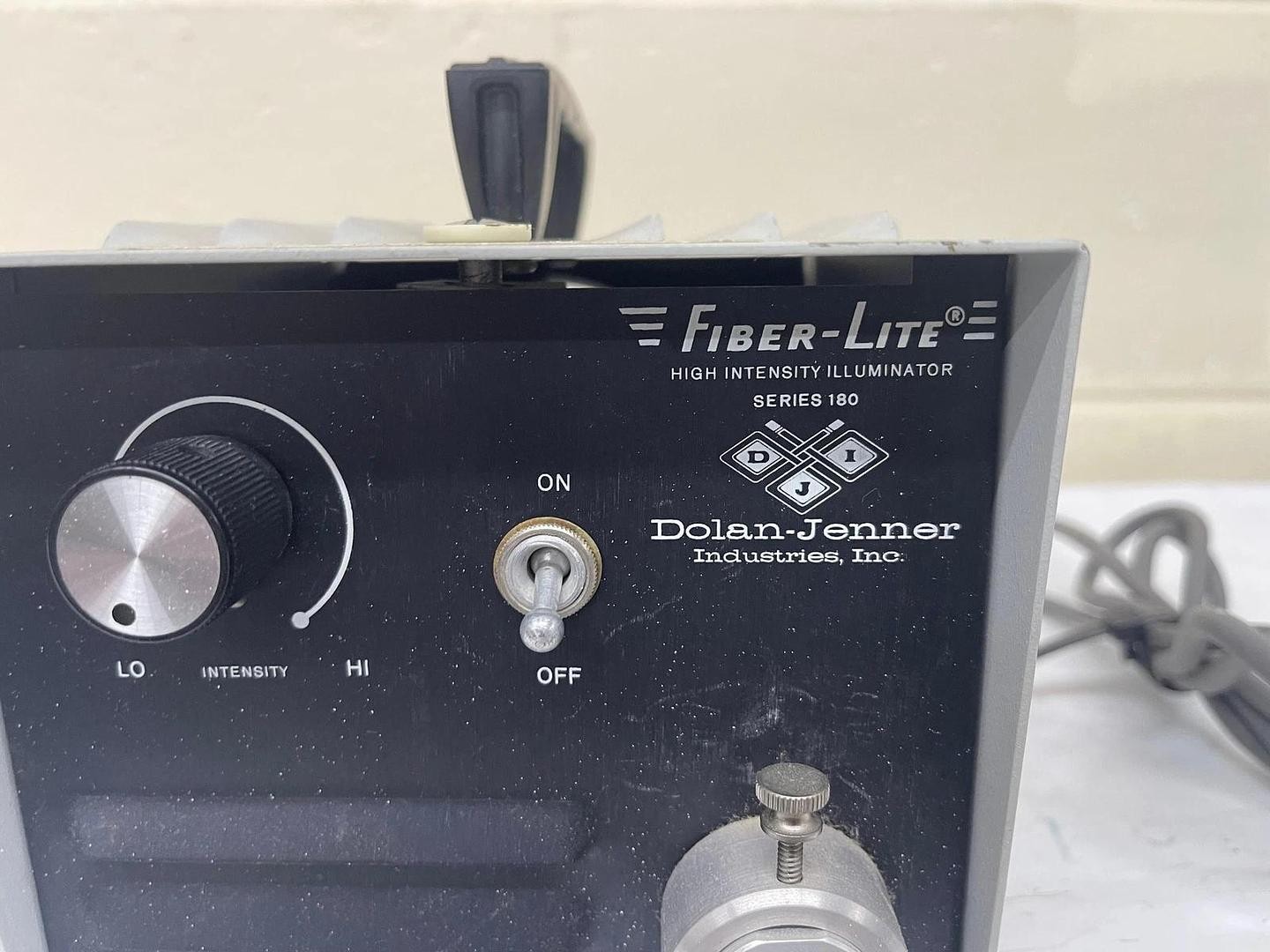 Dolan Jenner Fiber-Lite Series 180 High Intensity Illuminator