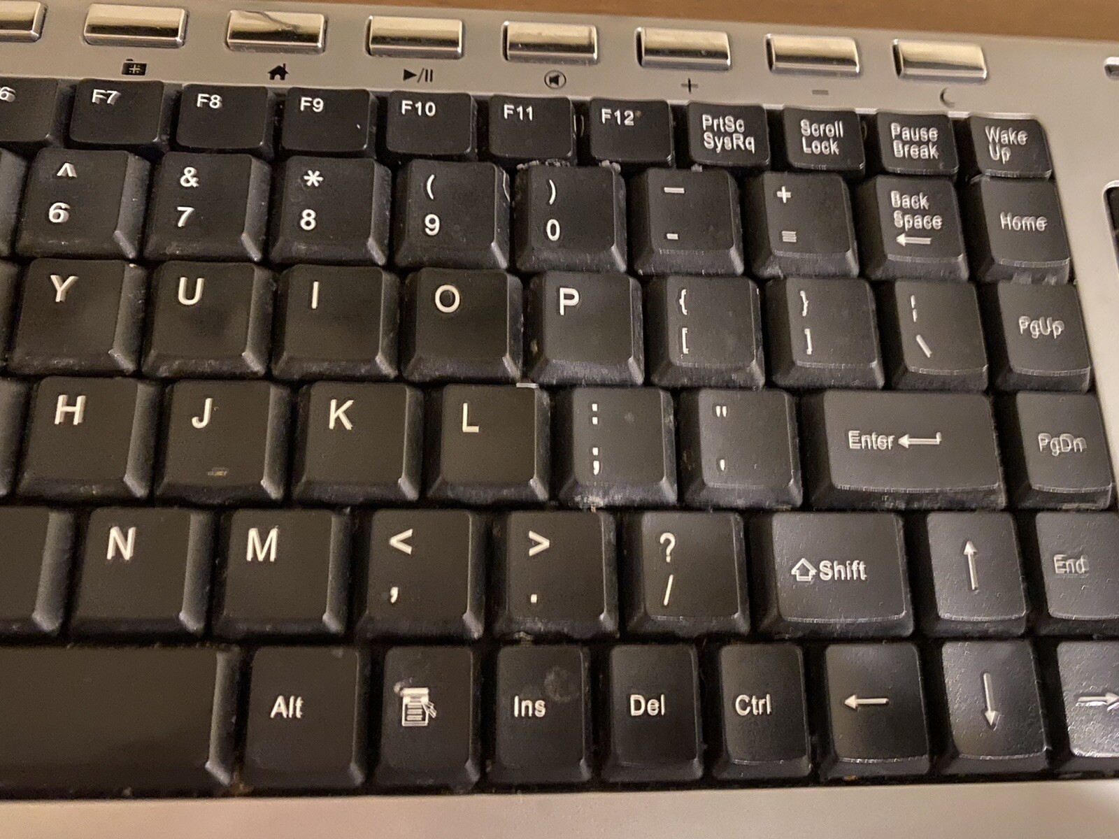 Manhattan Silver Wired Keyboard