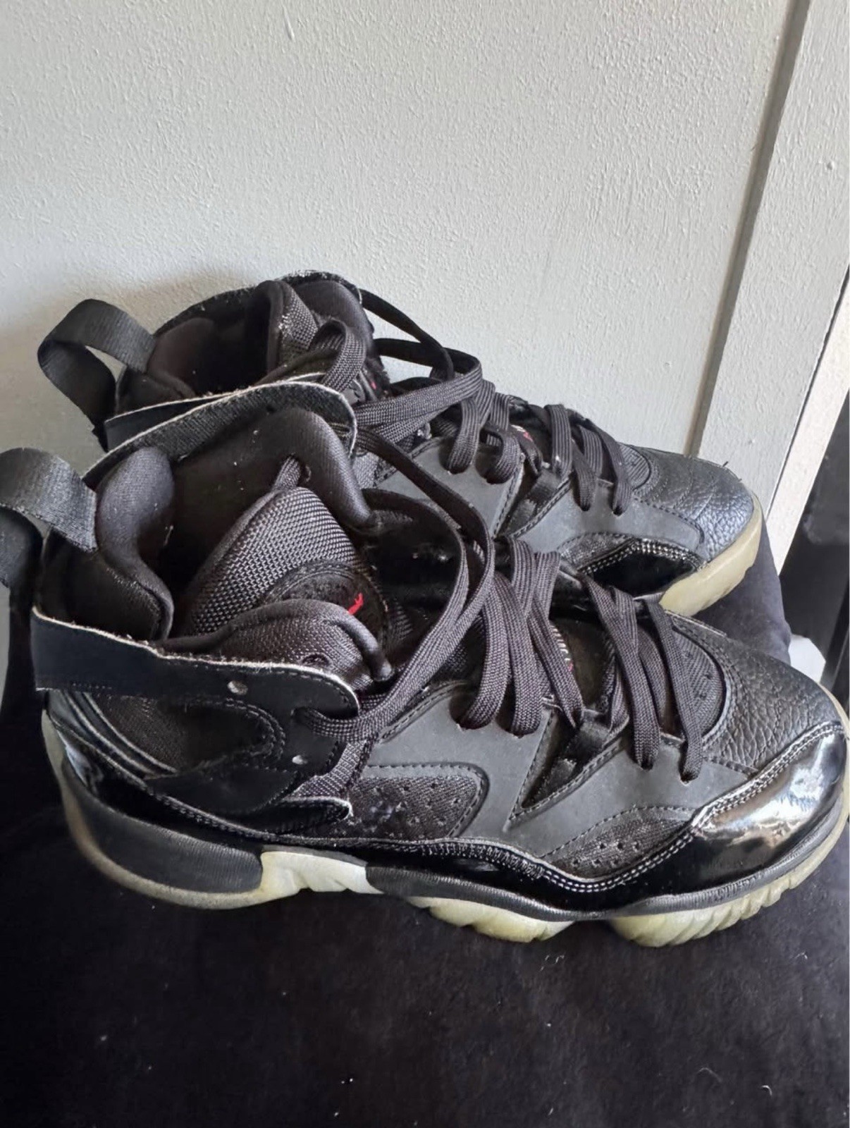 Size 6 (GS) Jordan Jumpman Team 2