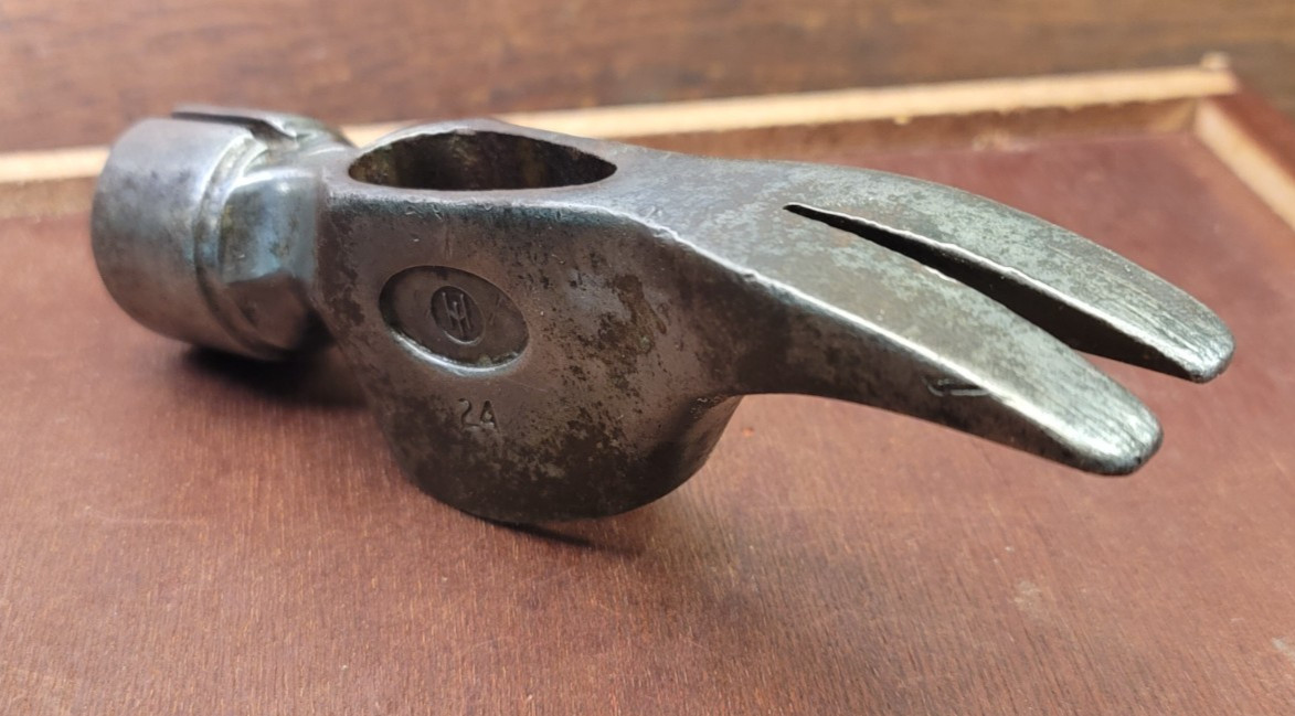 VTG Hart? California Framer Hammer Head 24 oz. Milled Face Magnetic Nail Hold