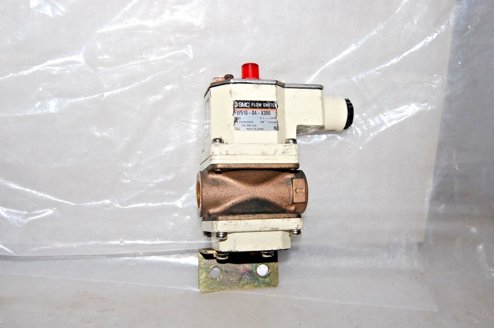SMC IFW510-04-X300 24 V DC 10 L/min Flow Switch