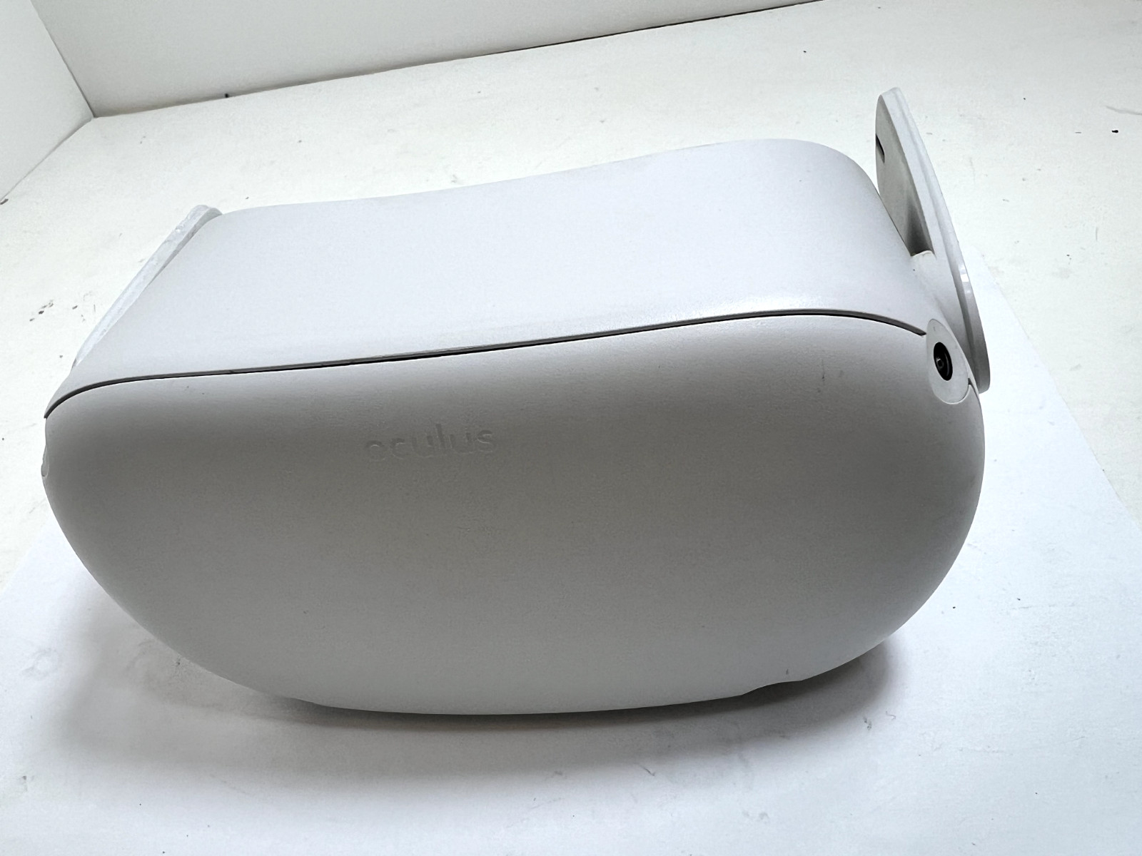 Oculus Meta Quest 2 256GB Standalone VR Virtual Reality Headset - Good Condition