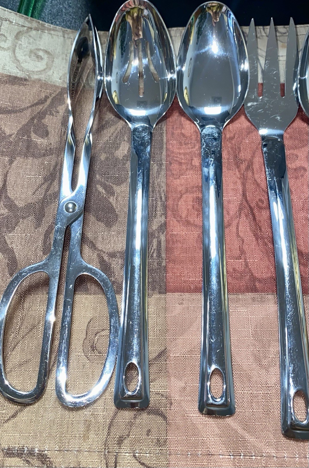 Oneida Stainless Hostess Serving Pieces. Pre-owned