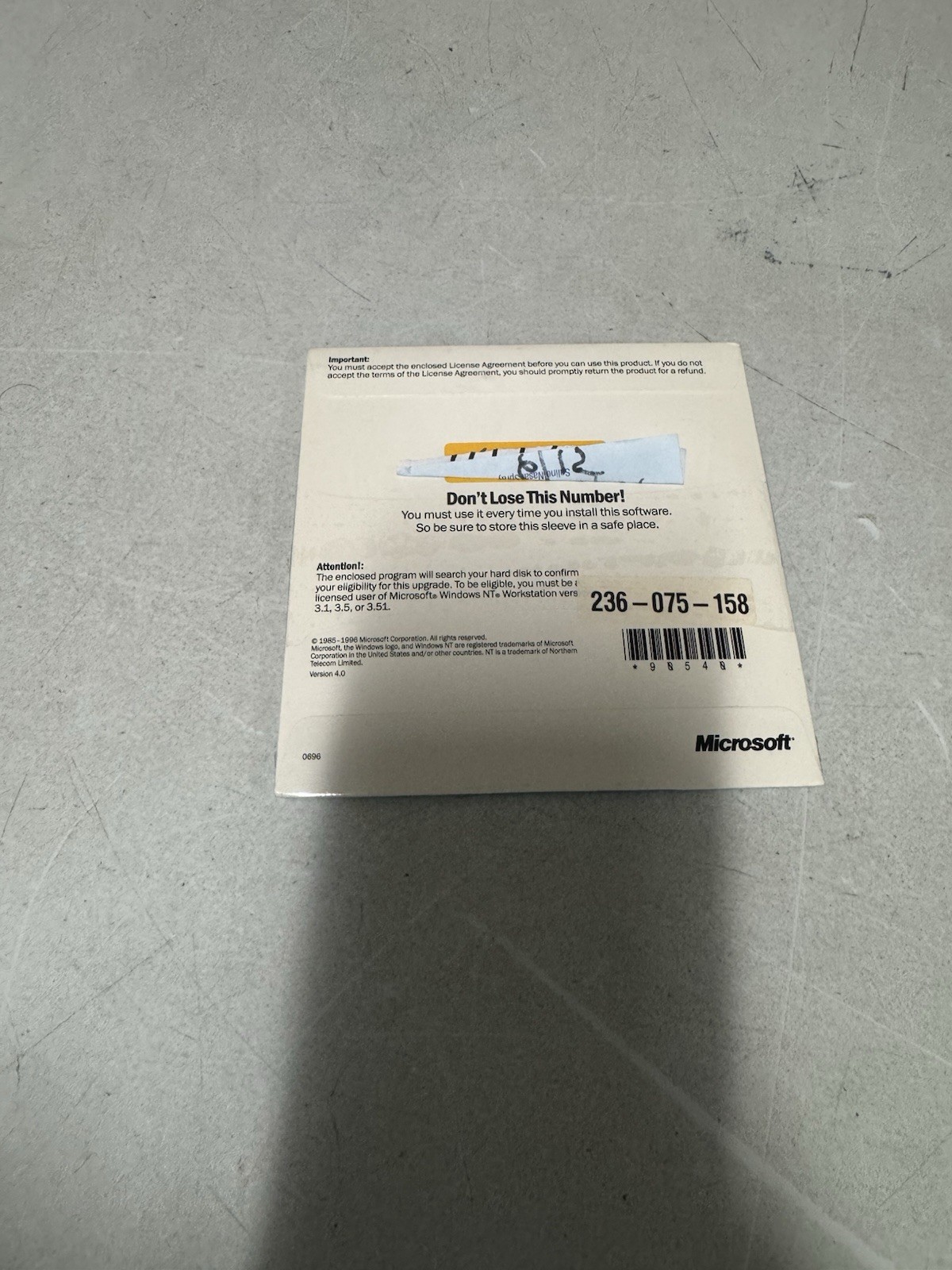 Microsoft Windows NT Workstation Upgrade Version 4.0 CD w/ Sleeve & Product Key