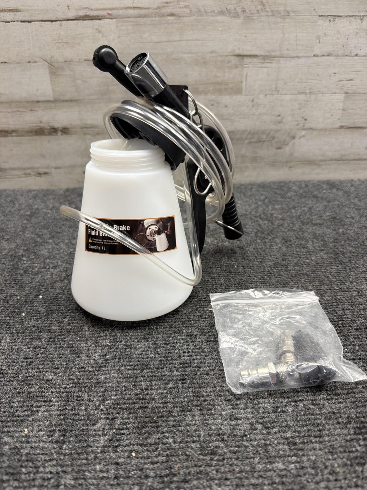 NOS Vacuum Brake Bleeder Kit 1L Pneumatic Brake Fluid Bleeder GEP12L