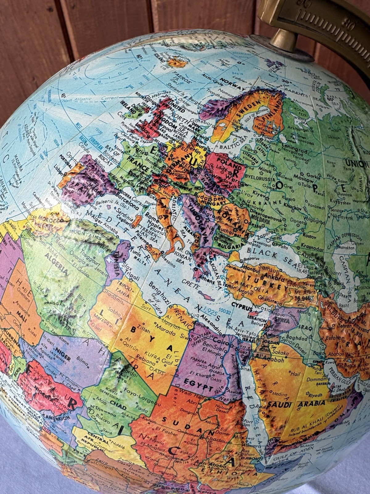 Replogle World Scholar Series 12in Tabletop Globe Rotating Meridian, Base