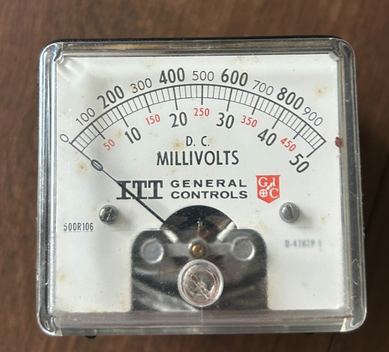ITT General Controls 500R106 DC Millivolt Meter, Analog with Case