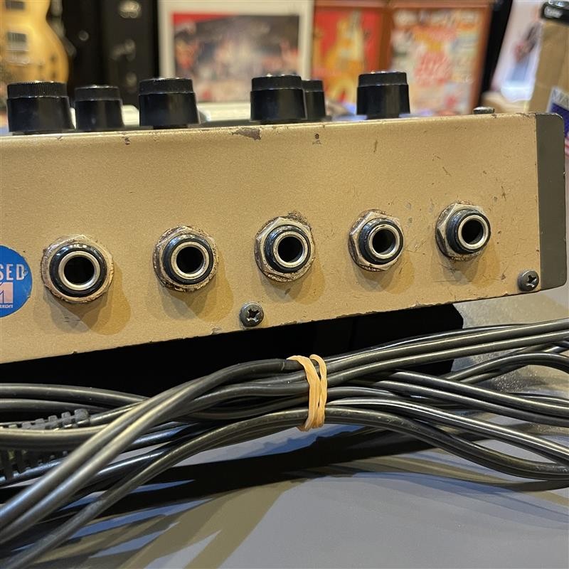 Maxon 80s UE300 Multi Effects [SN 100228]