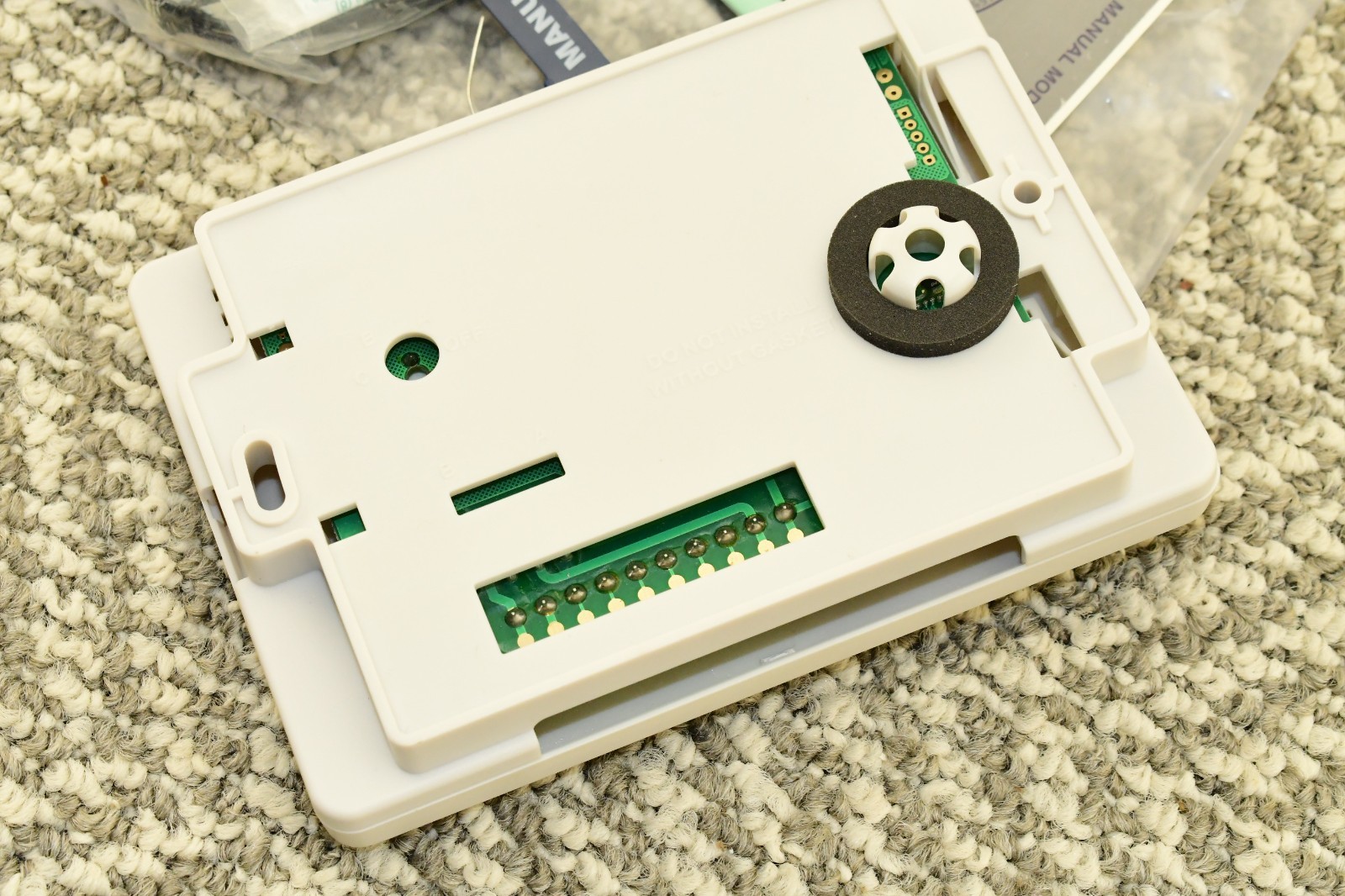Aprilaire 62 Automatic Digital Humidistat Controller - White - UNUSED