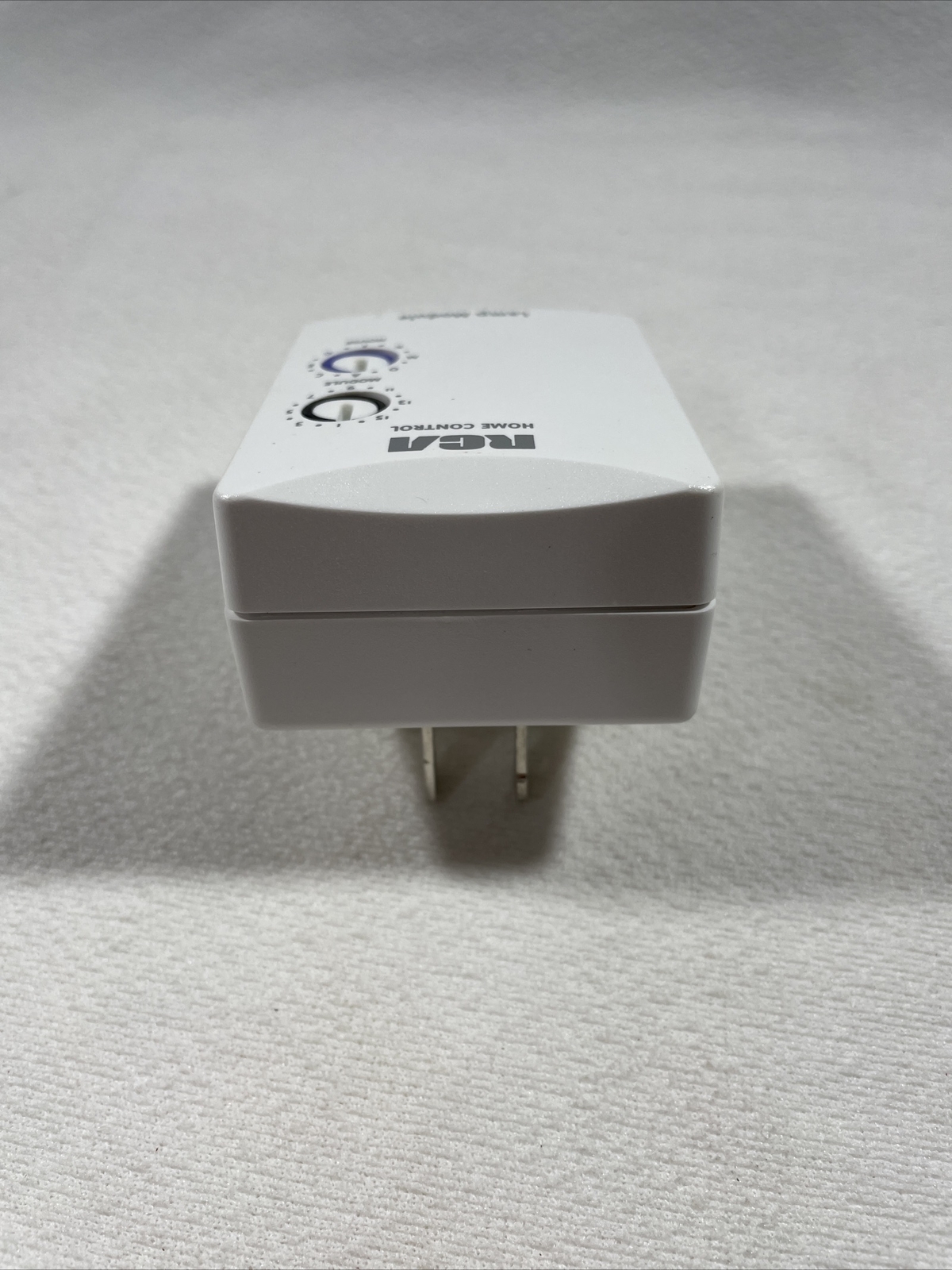 RCA Home Control - 2 Prong - Lamp Module - Plug N Power - Model No: CHC10LM