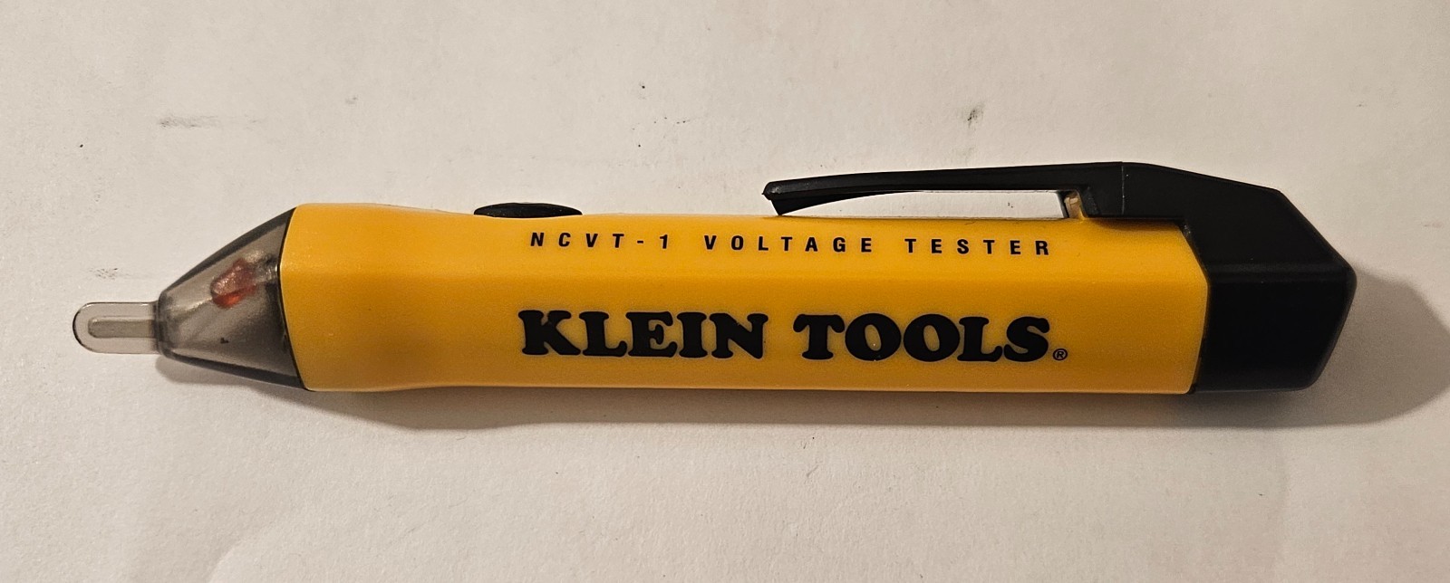 Klein Tools NCVT-1 Voltage Tester 50-1000V Sensitivity Range
