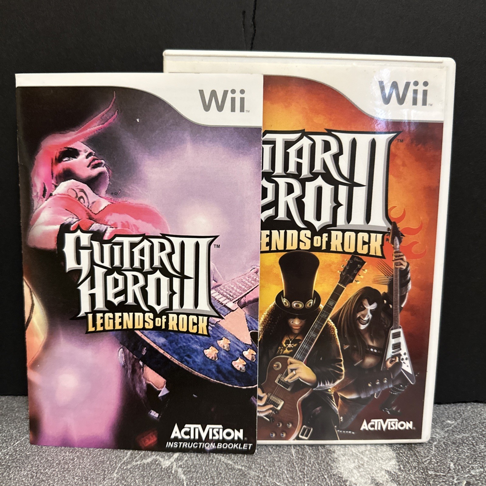 Guitar Hero 3 III Legends of Rock (Nintendo Wii 2006) CASE & MANUAL  (NO GAME)