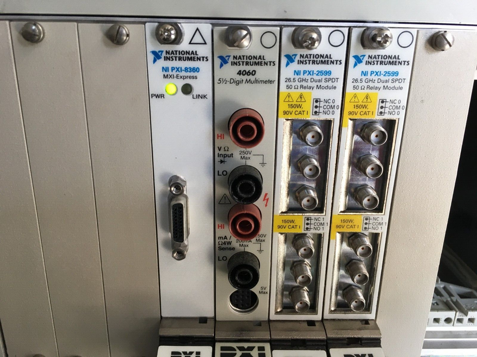 National Instruments PXI-1010/SCXI with NI PXI-8360 +4 cards Plz read