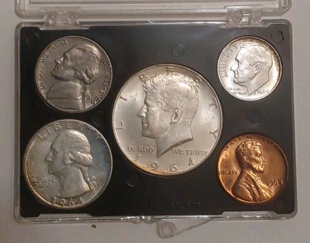 1964–P US MINT 5 Pc Brilliant Unc BU Coin Set 1C 5C 10C 25C 50C Case Free Post