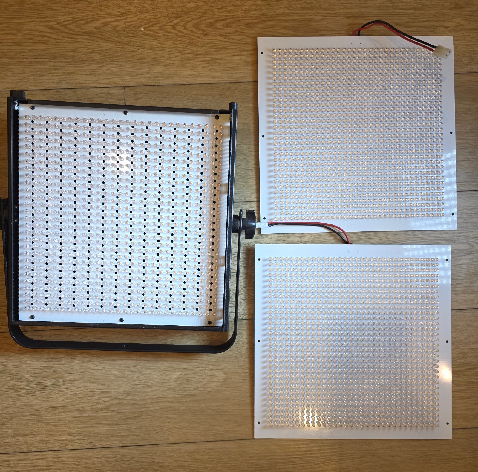 FloLight MicroBeam 800 High-Powered LED Video Light Panel - 5600K DMX Dimmer