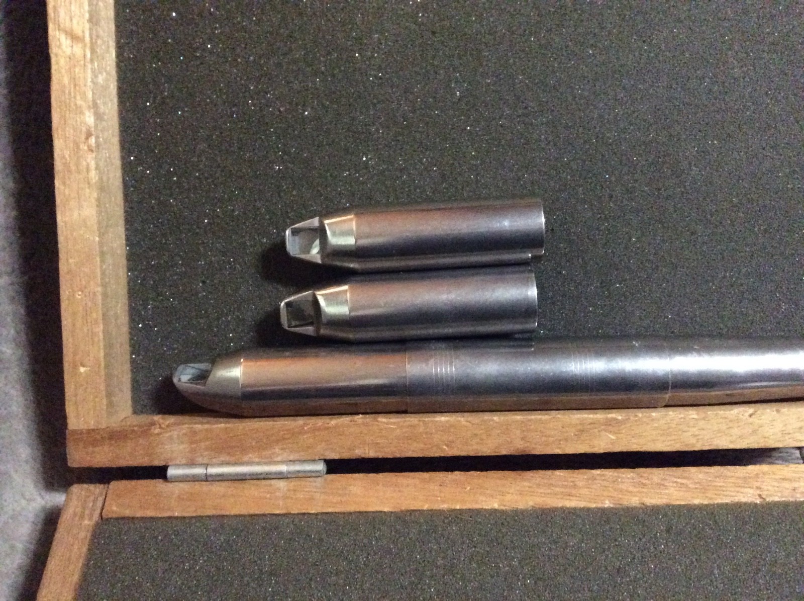 Panasonic GP-KS152 CCD Digital Microscopy Camera Camera Wands Case UNTESTED READ