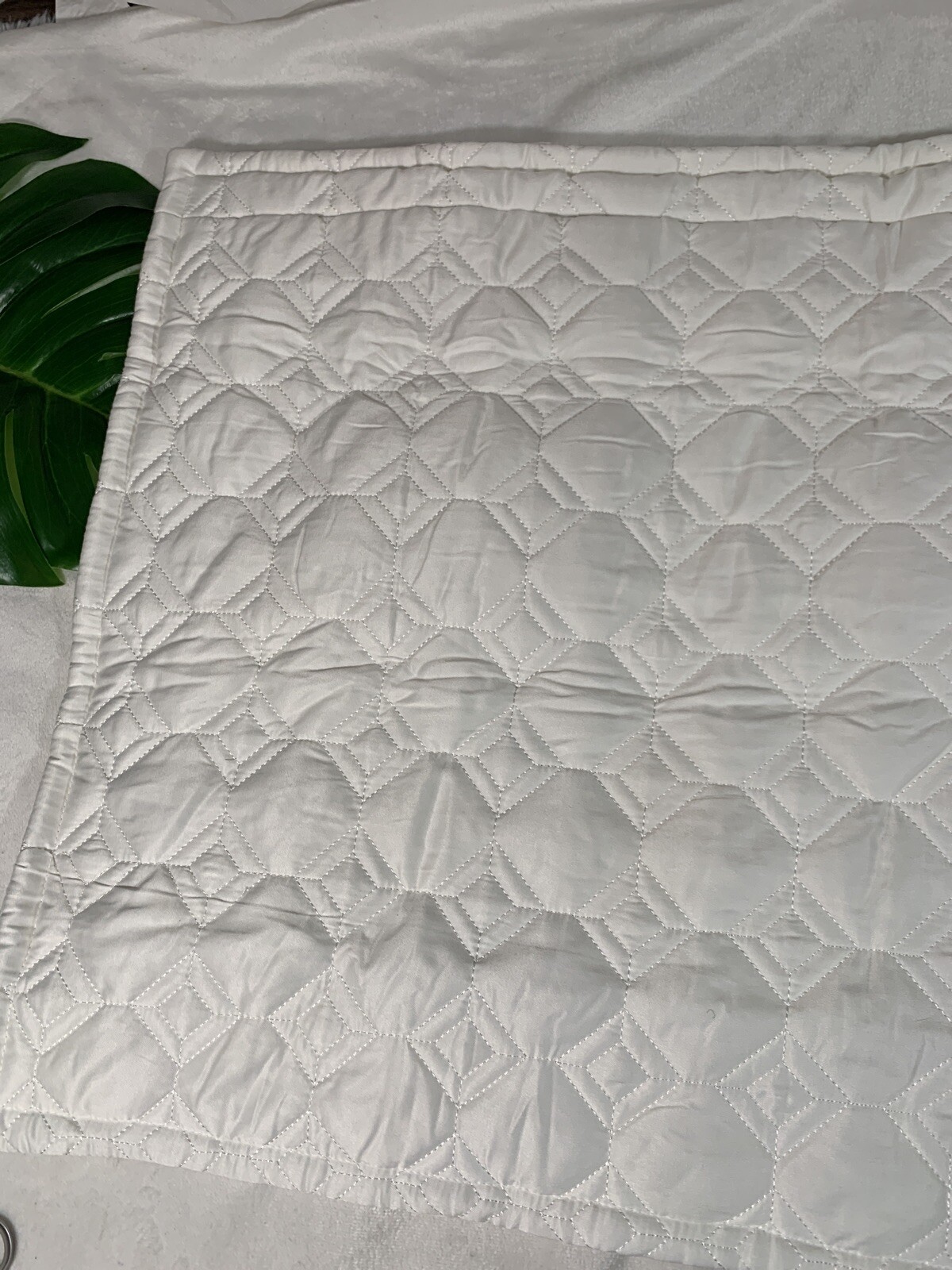 NEW $120 [ 1 Standard ] Quilted Pillow Sham for Hotel Collection Alabastar #119