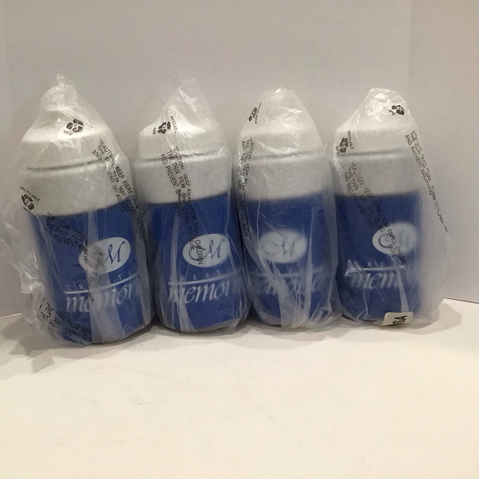 Creative Memories Insulated Water Bottles Set Of Four / New
