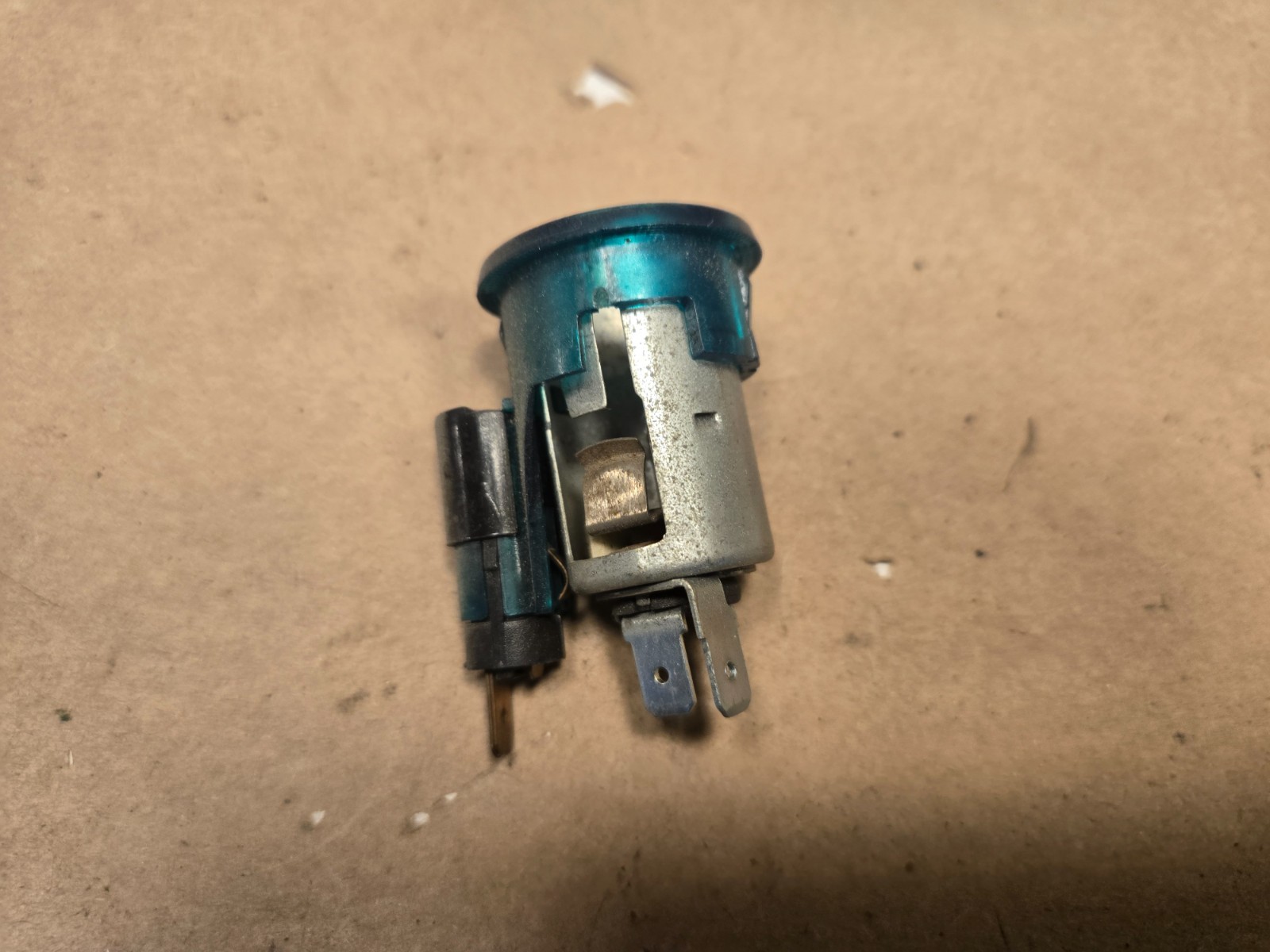 Jaguar XJ40 XJ6 Cigarette Lighter Base 1988-1994 JLM860