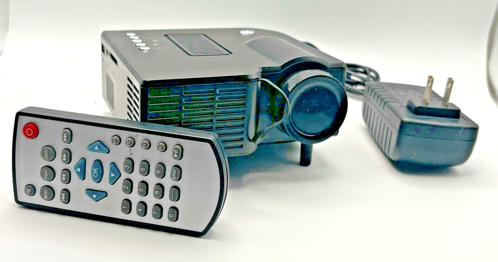 Portable Mini LED Entertainment Projector LCD Image System Projects Up To 60"