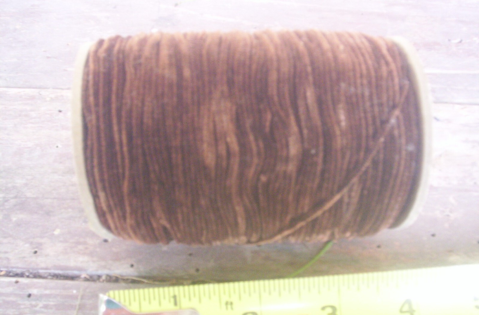 144 yds Spool of RAYON CHENILLE SIZE #00 Ex.Fine #73 D. Brn.  Fly Tying Material