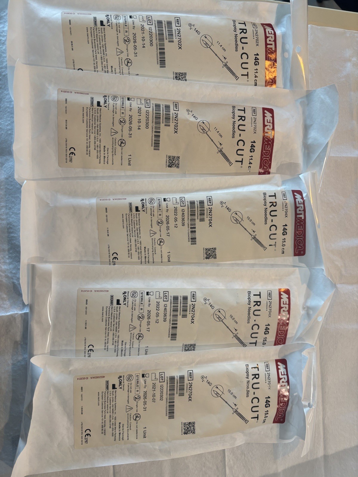 Tru-Cut Biopsy Needle 14G Disposable, 15cm 3pcs And 11.4cm 2pcs. New Exp 5/2026