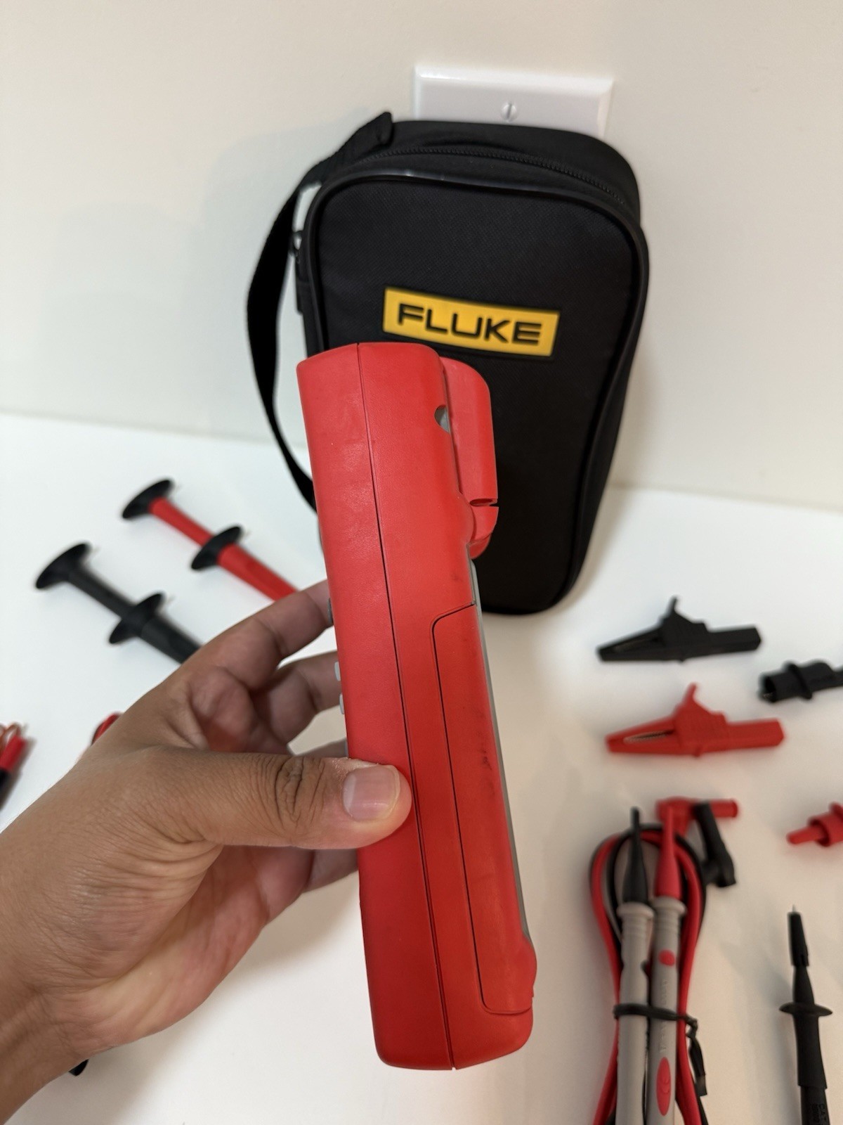 FLUKE 725EX MULTIFUNCTION PROCESS CALIBRATOR W/ ACCESSORIES SHIPS FAST