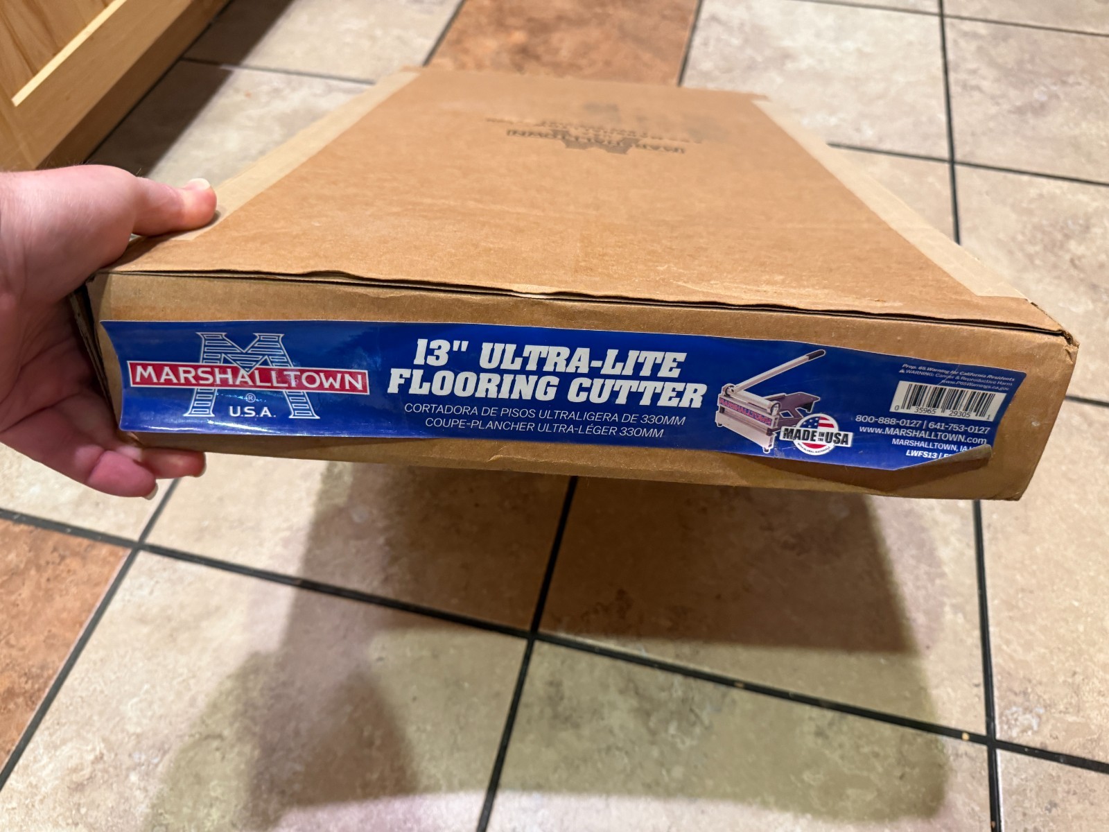 MARSHALLTOWN Ultra-Lite Flooring Cutter 13", Made in the USA, Cuts Vinyl Plank,