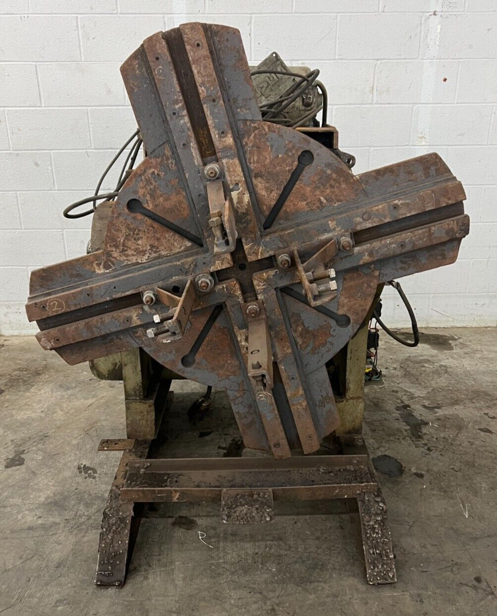 WEBB MODEL P-25 2500LB CAPACITY WELDING POSITIONER