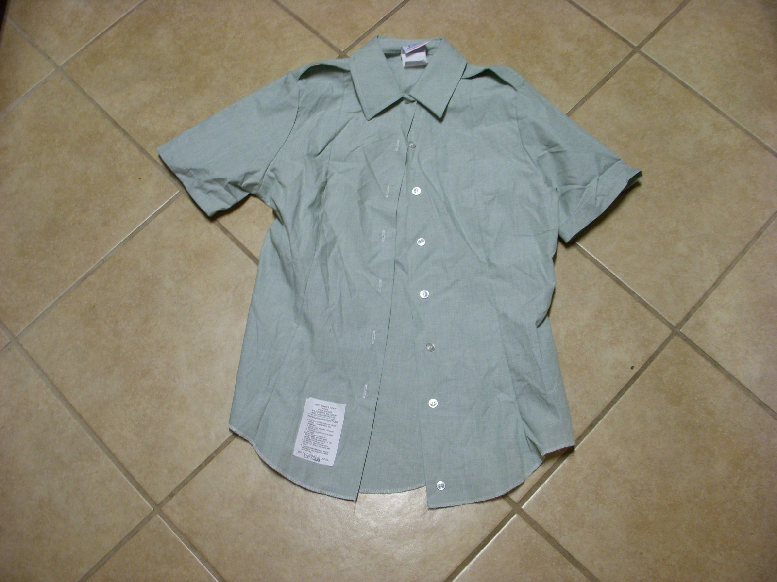 ARMY SHORT SLEEVE SHIRT WOMAN TUCK-IN GREEN SZ 10R (36)